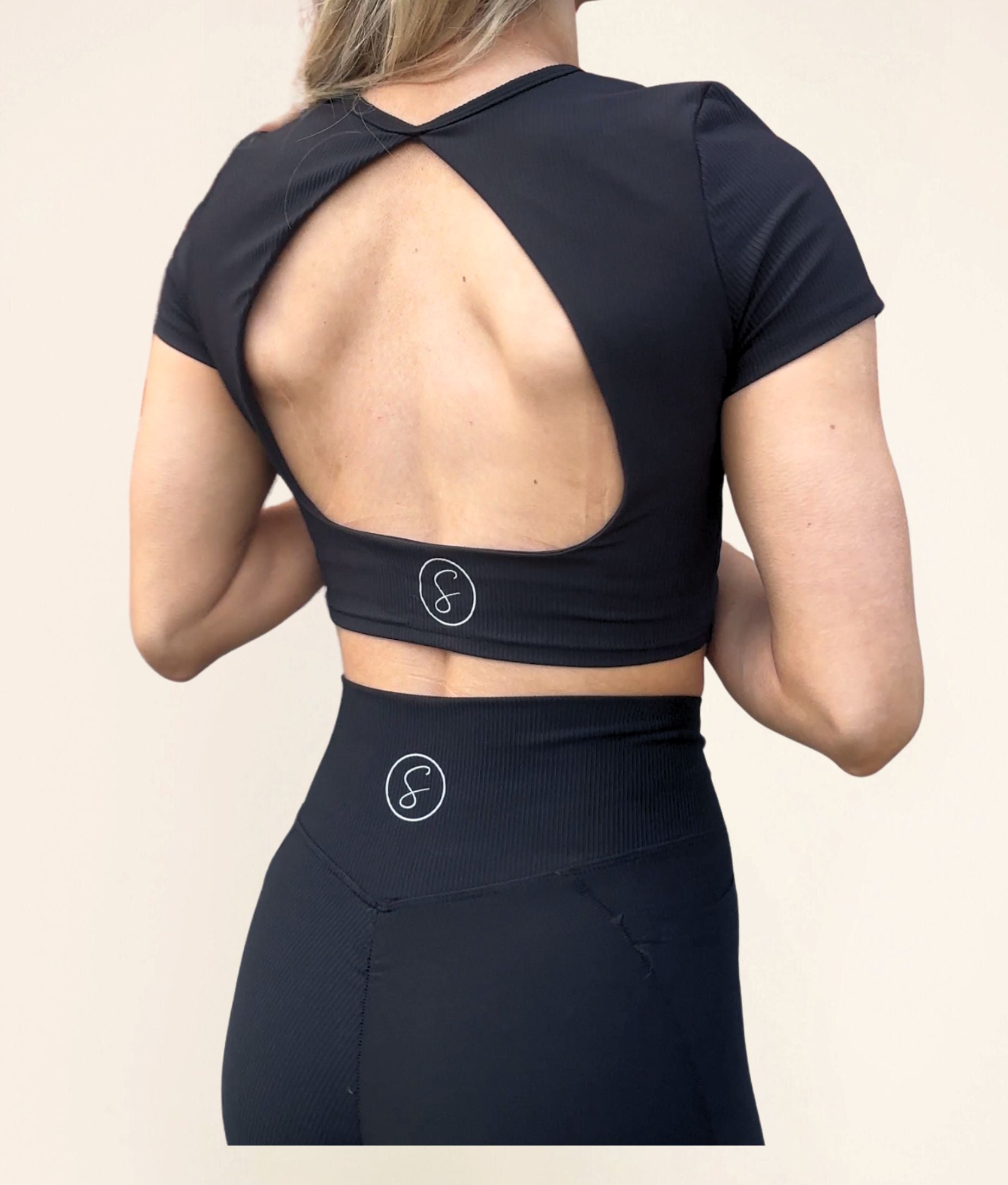 Backless Horizon Short Sleeve Top, Black